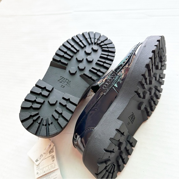 Zara Girls New Patent Leather Loafers in Navy NWT - Picture 7 of 12